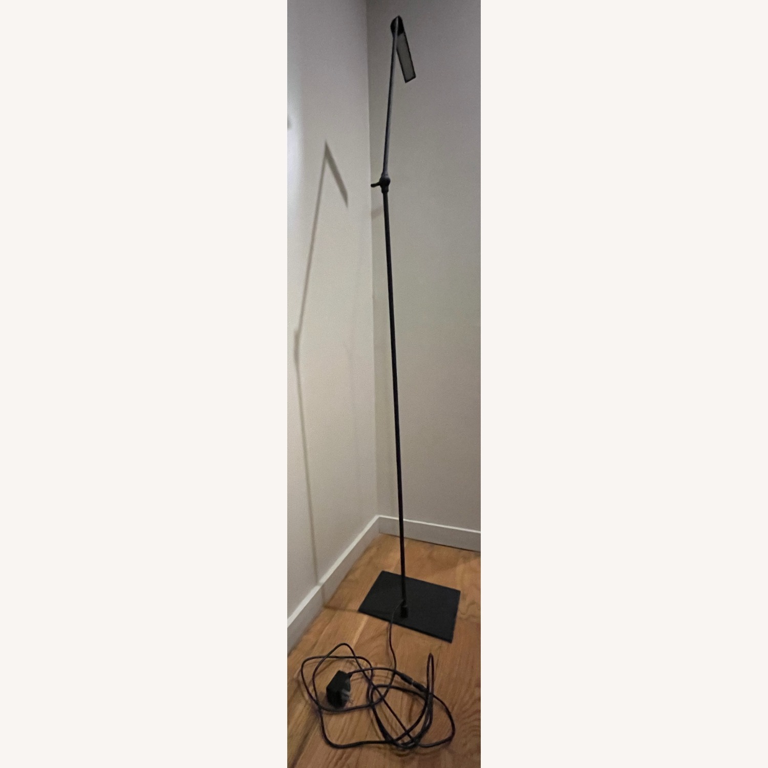 Zara Home Led Metal Stem Floor Lamp  - image-14
