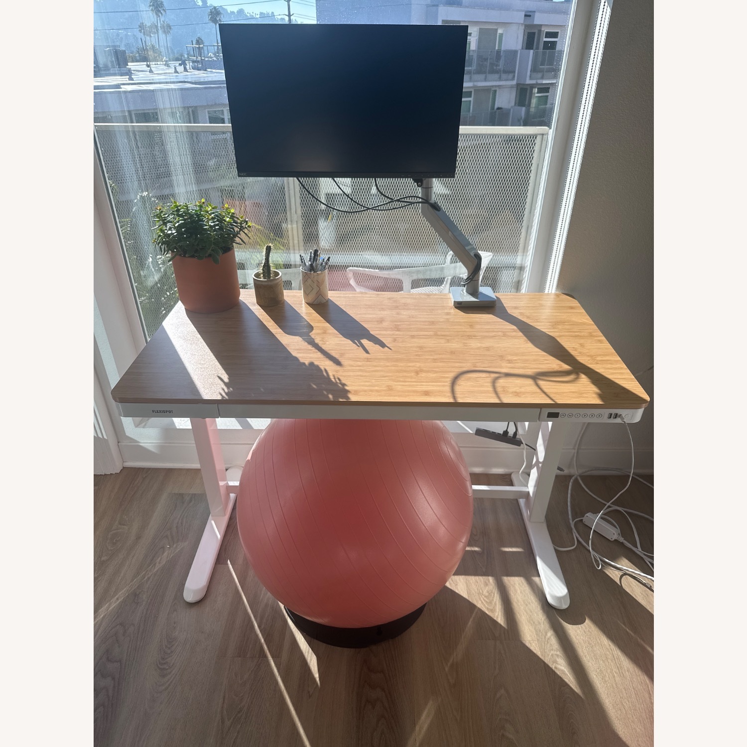Flexispot Adjustable Stand/Sit Desk  - image-9