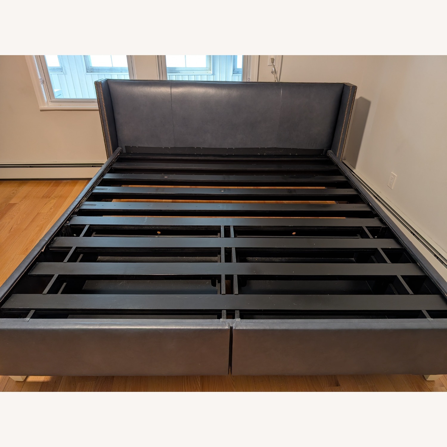 Ethan Allen King Colton Storage Bed - image-9