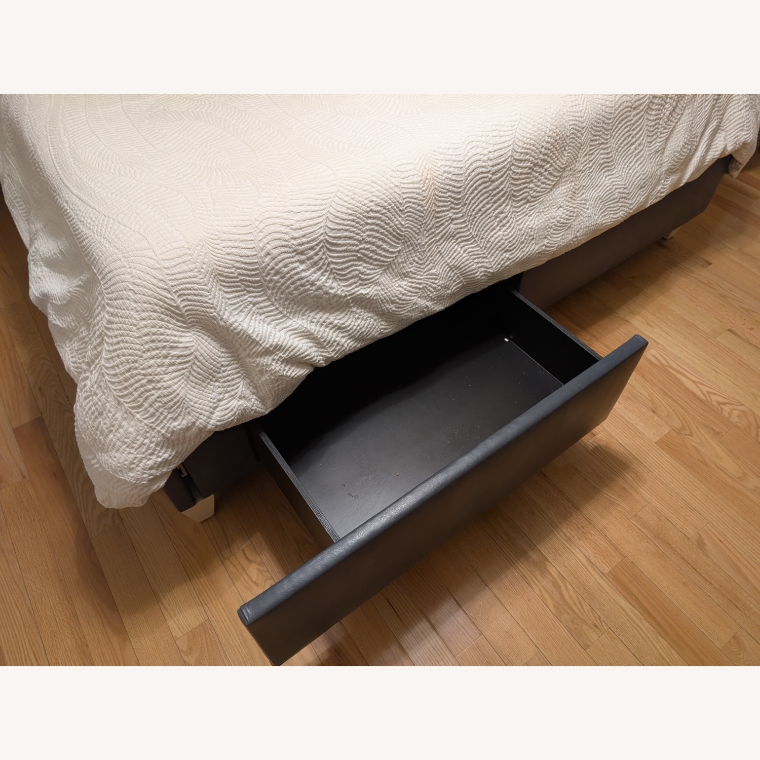 Ethan Allen King Colton Storage Bed - image-6