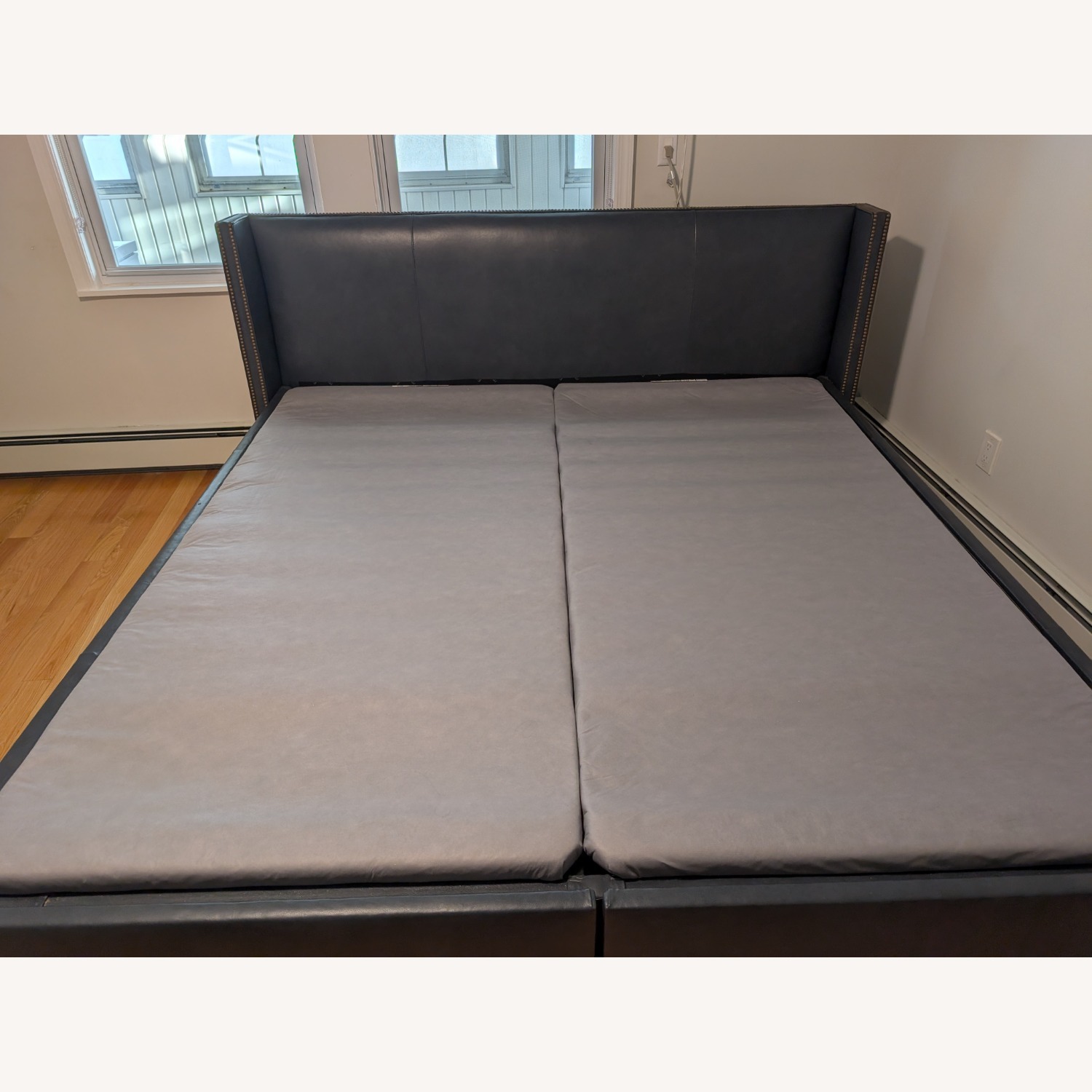 Ethan Allen King Colton Storage Bed - image-8