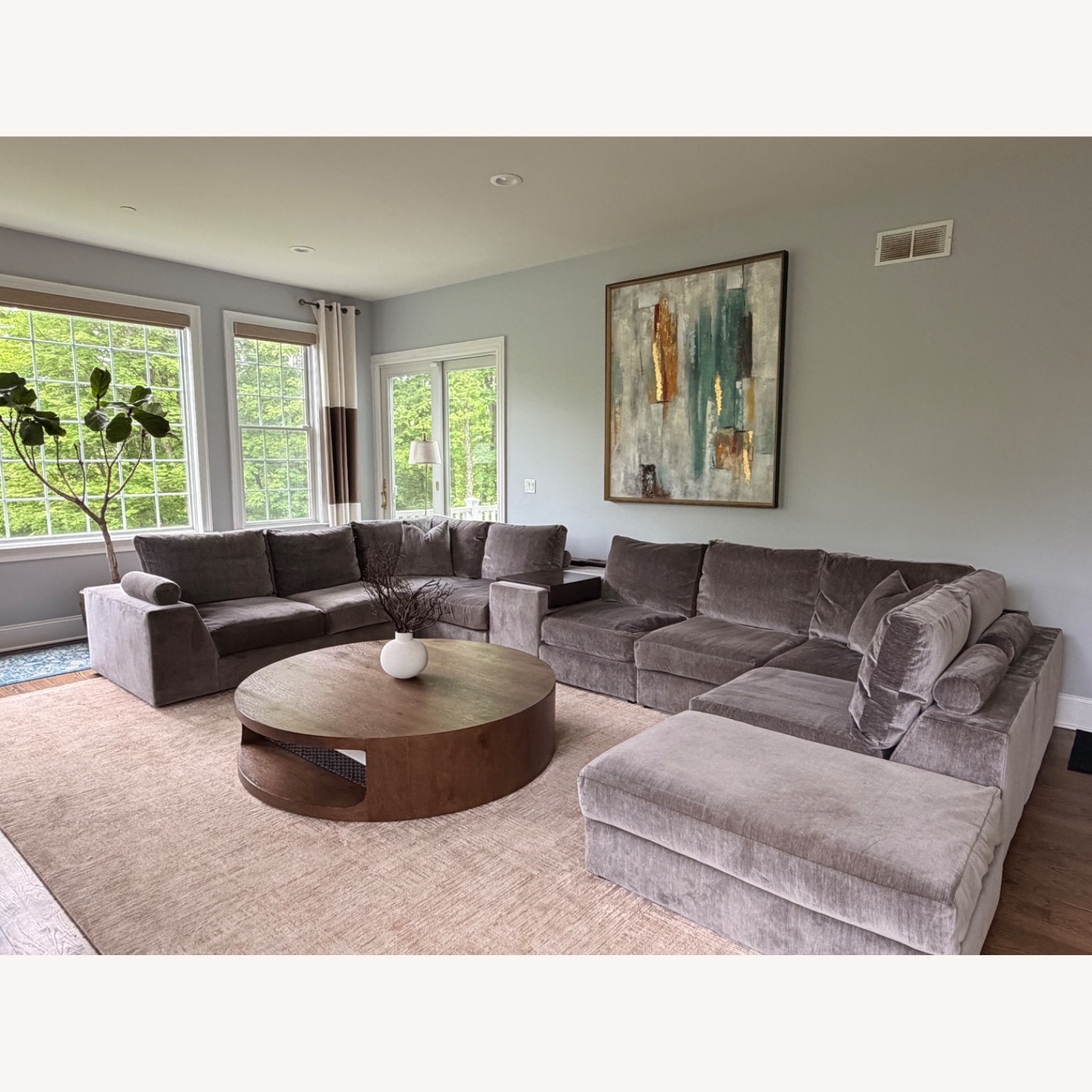 Vanguard Lucca Gray Sectional - image-2