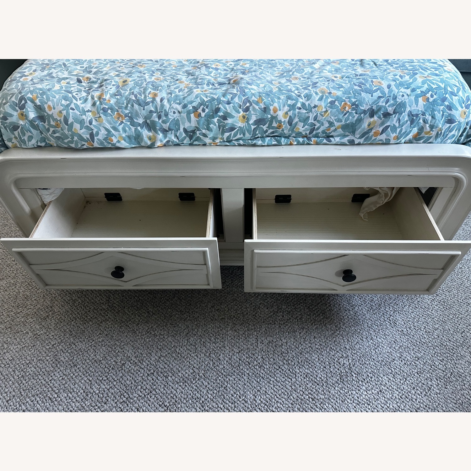 Bob's Discount Furniture Storage Panel Full Size Bed - image-3