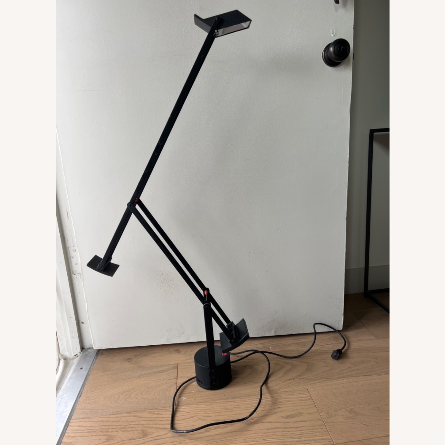 Artemide Tizio Table Lamp - image-1