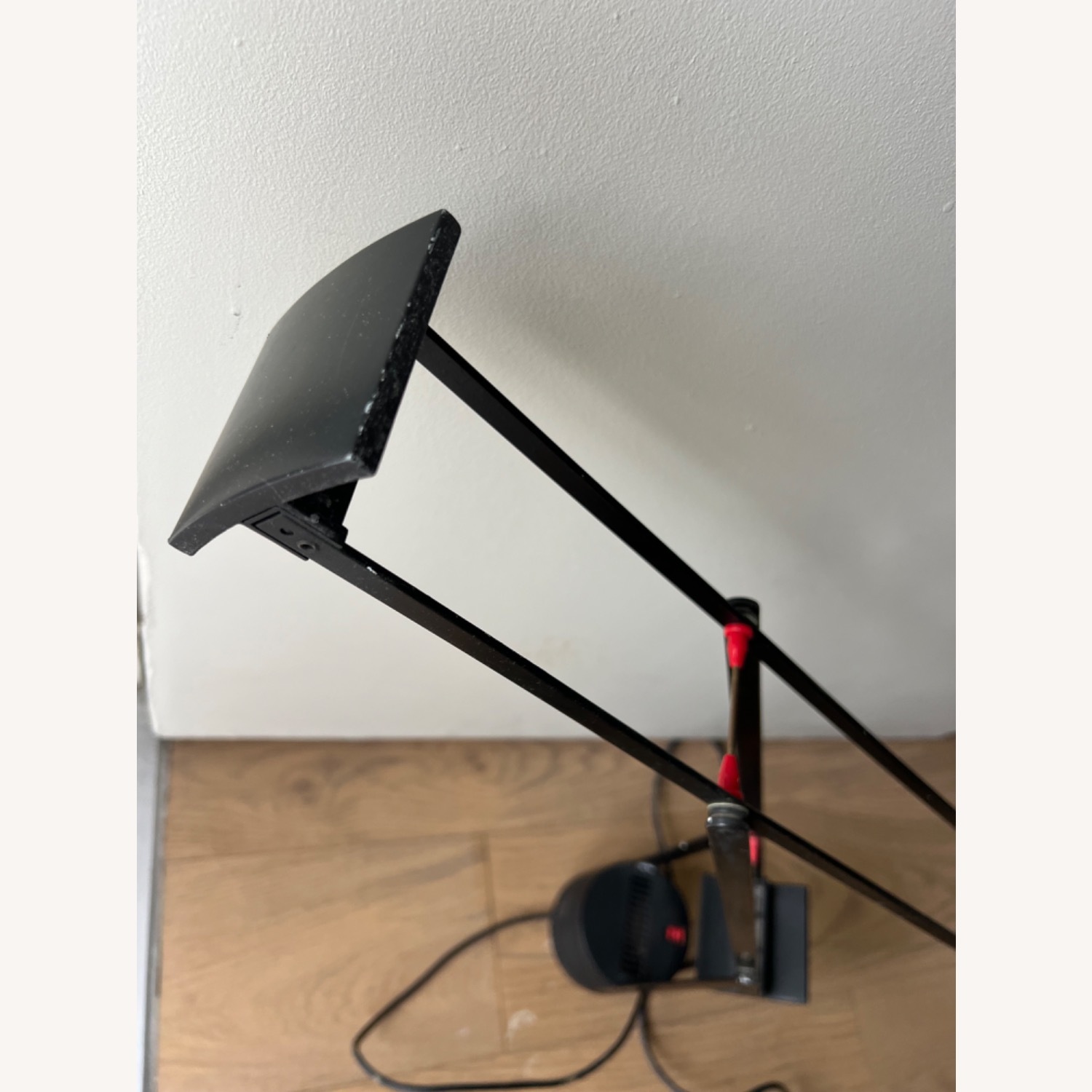 Artemide Tizio Table Lamp - image-3