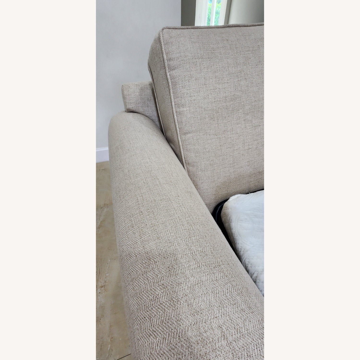 Havertys Allison Sleeper Sofa Queen Size - image-13