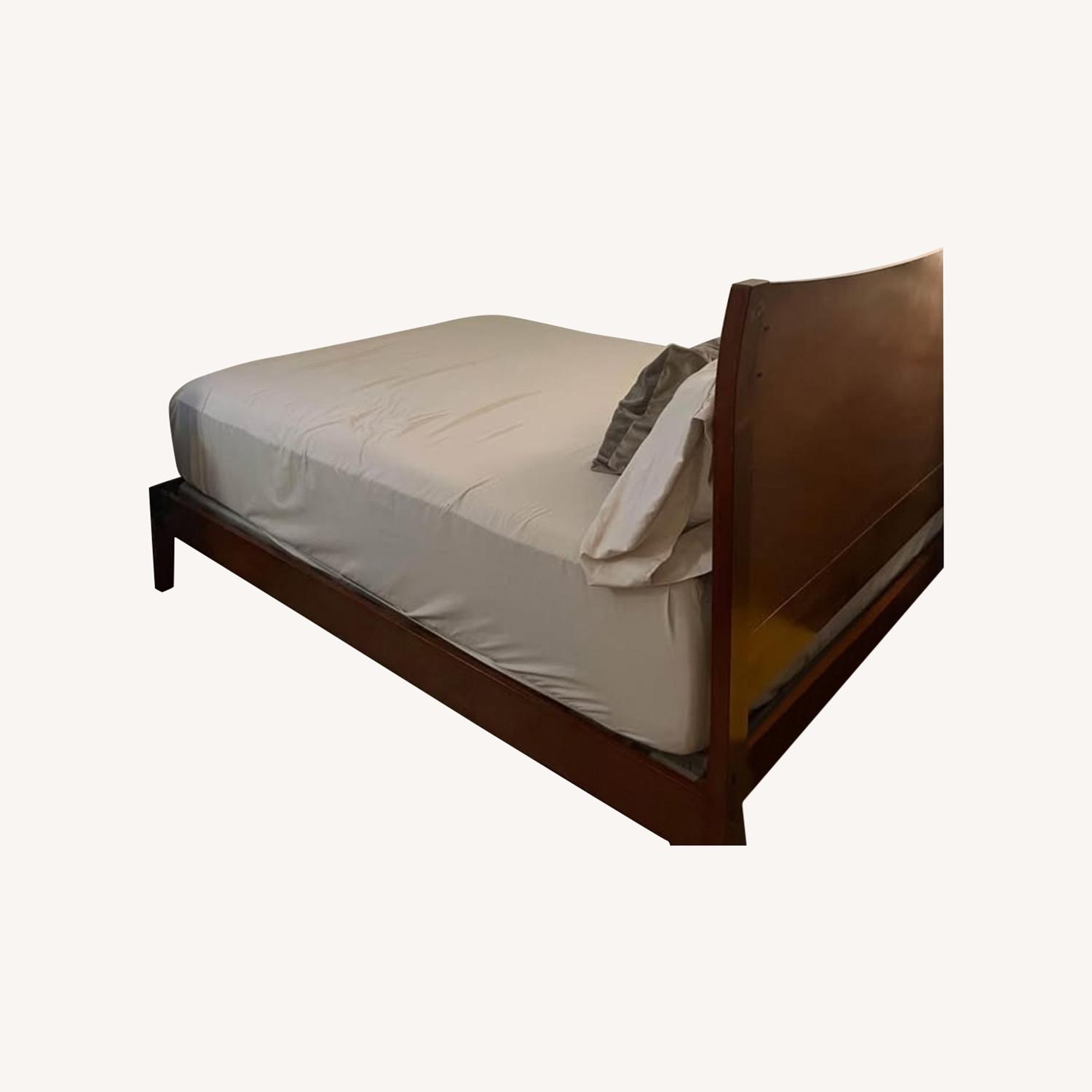 Mancini's Queen Bed - image-0