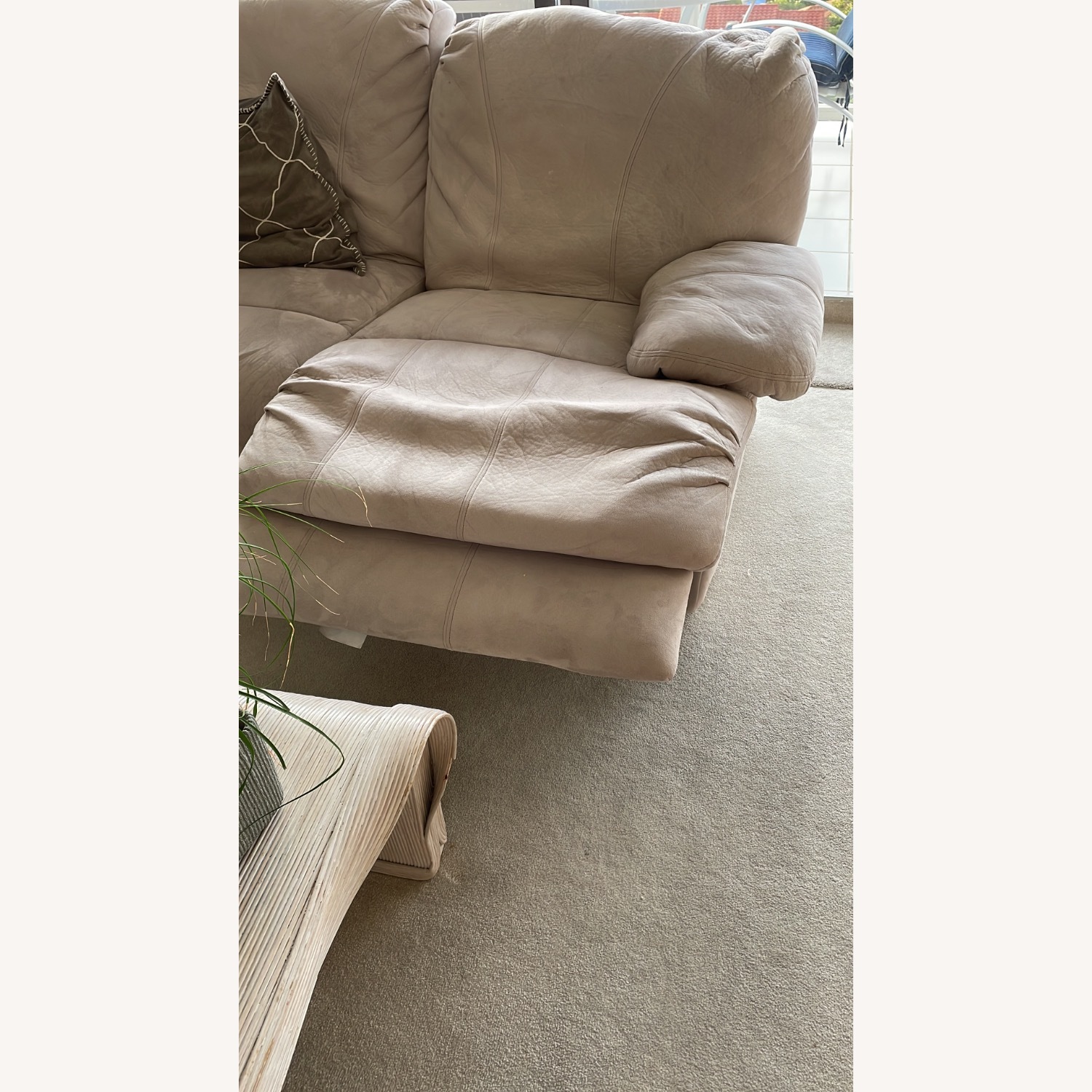 Rooms To Go Comfort Couch Extended Legs Double Device - image-2