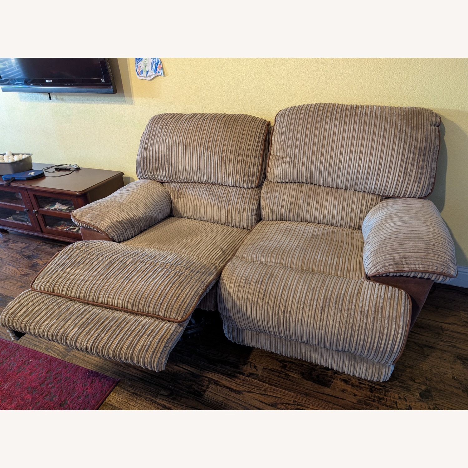 Ashley Furniture Catnapper Sofa - image-1