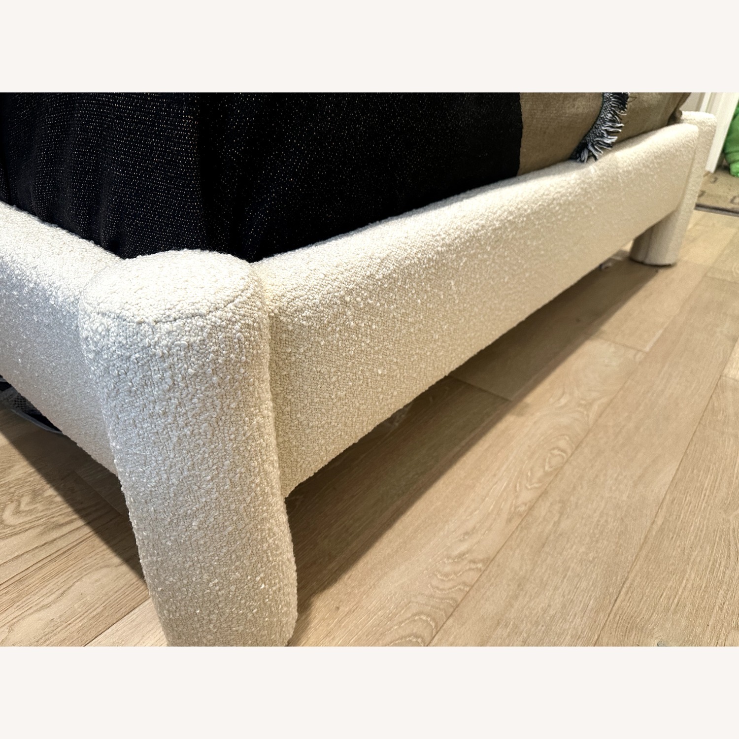 Lulu & Georgia Sarah Sherman Samuel Hyvaa Bed - image-7