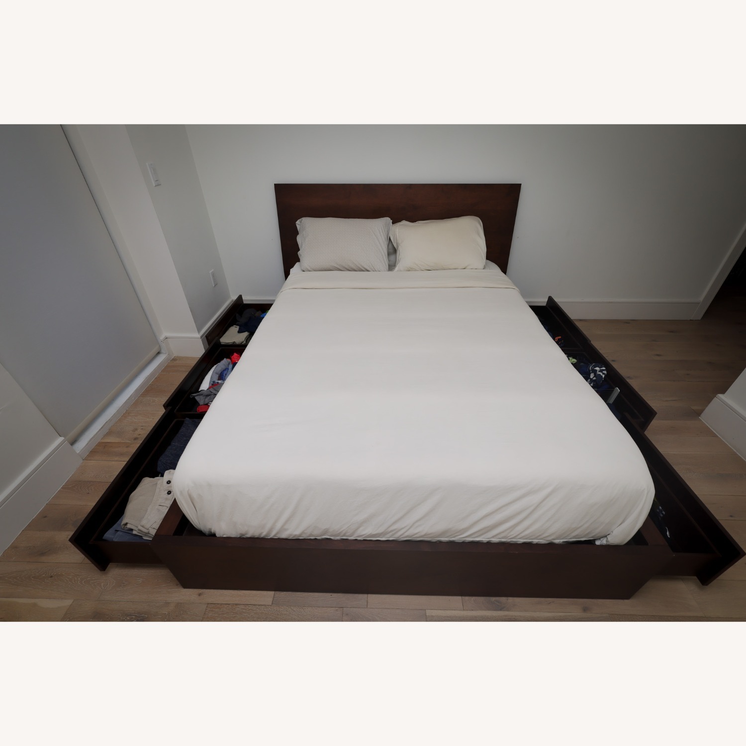 Huppé Clark Storage Queen Bed - Thumbnail 2
