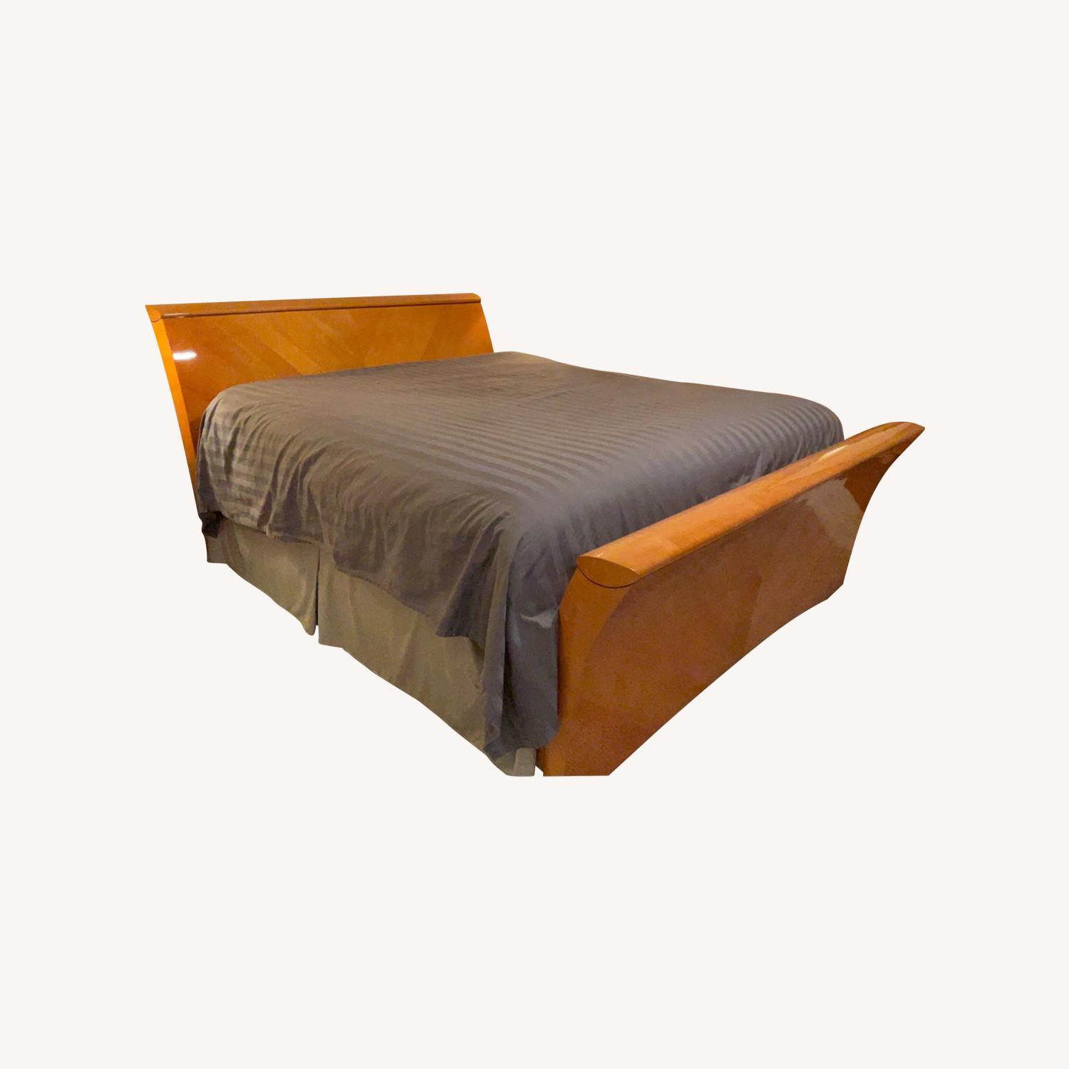 Art Deco Bedroom Bed - image-0