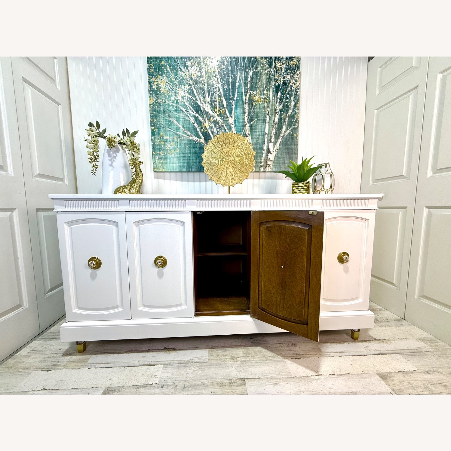 Drexel Sideboard/Buffet/Media - image-5