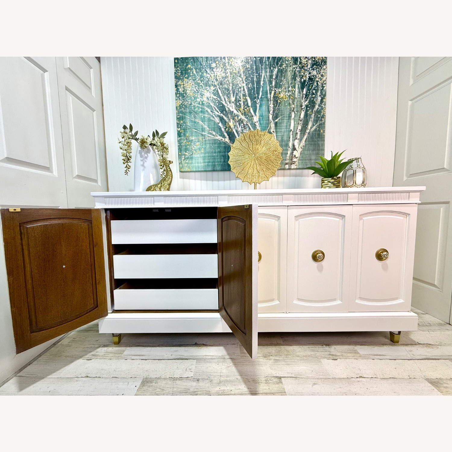 Drexel Sideboard/Buffet/Media - image-3