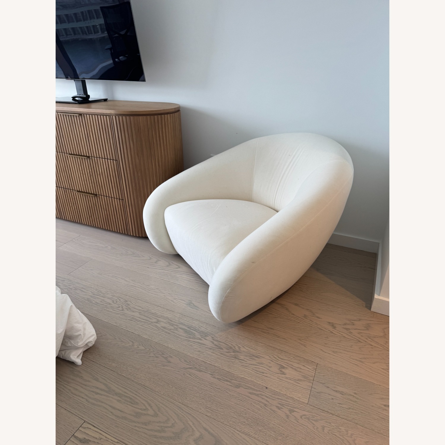 Restoration Hardware Byron 6-Drawer Dresser - image-3