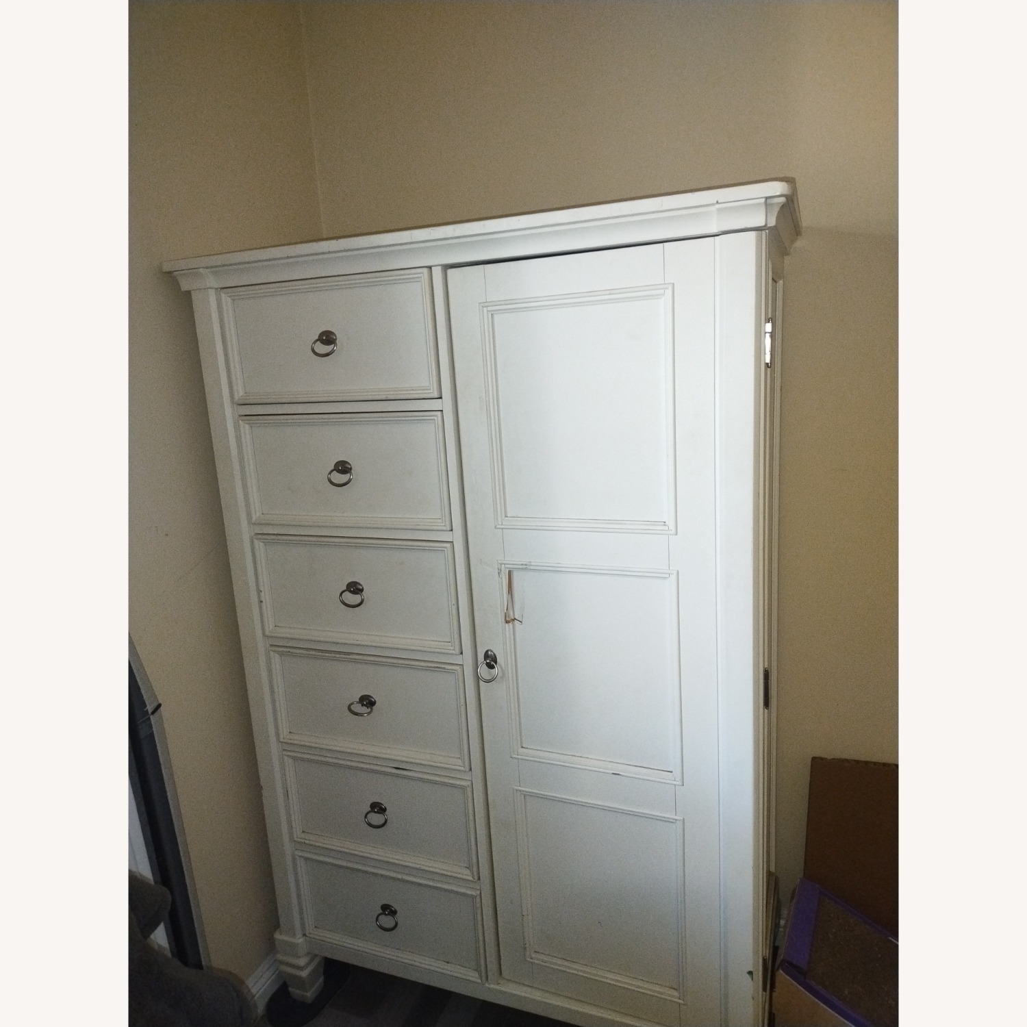 Ashley Furniture Prentice Chest of Drawers - image-2