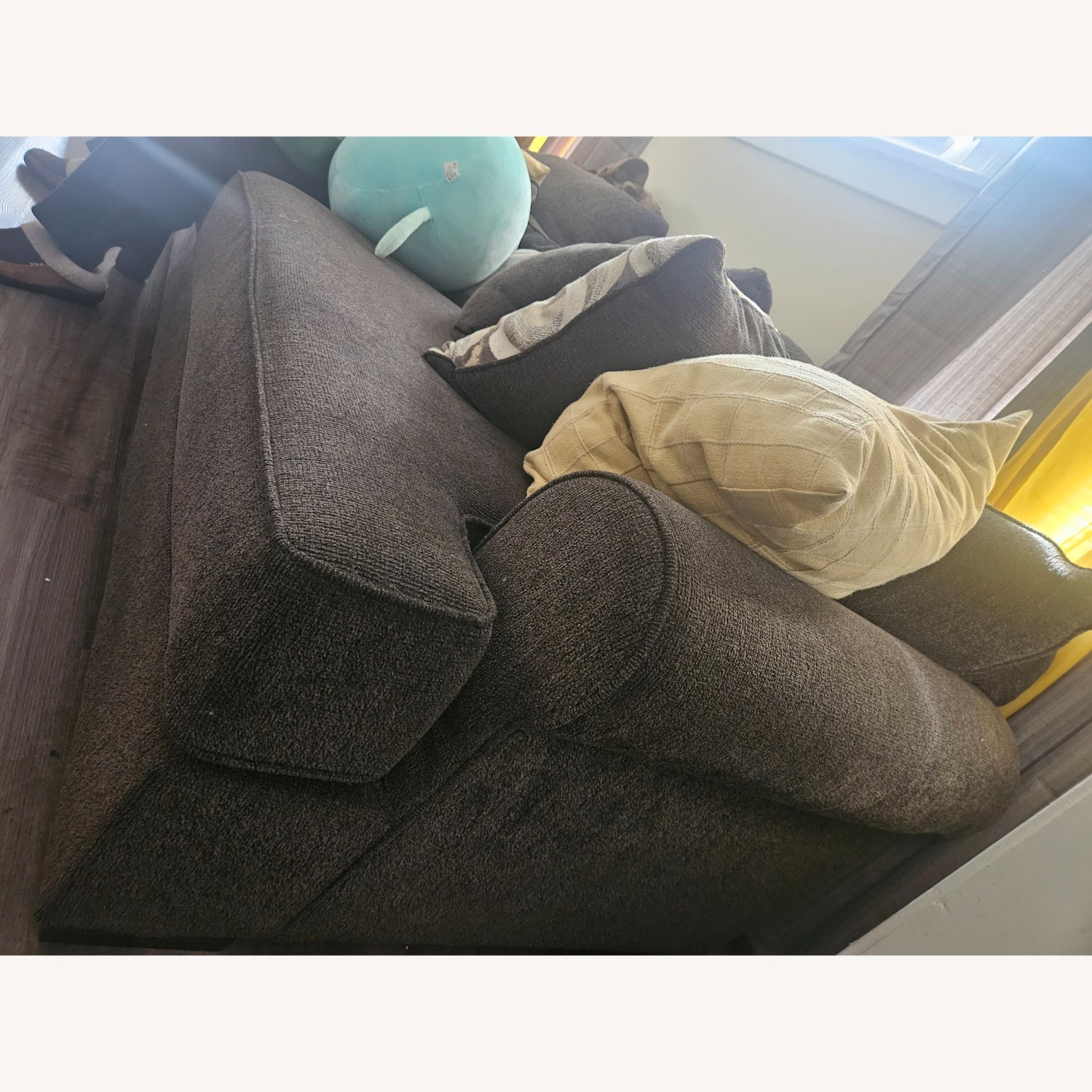 Jeromes Furniture Carson 3-4 Seater Sofa - image-2