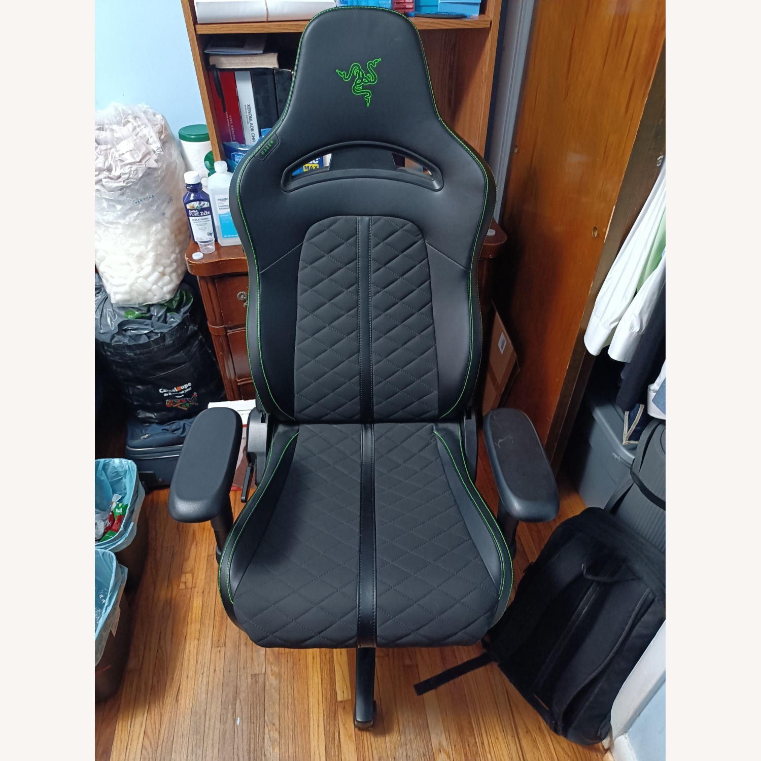 Enki X Essential Gaming Chair - image-1