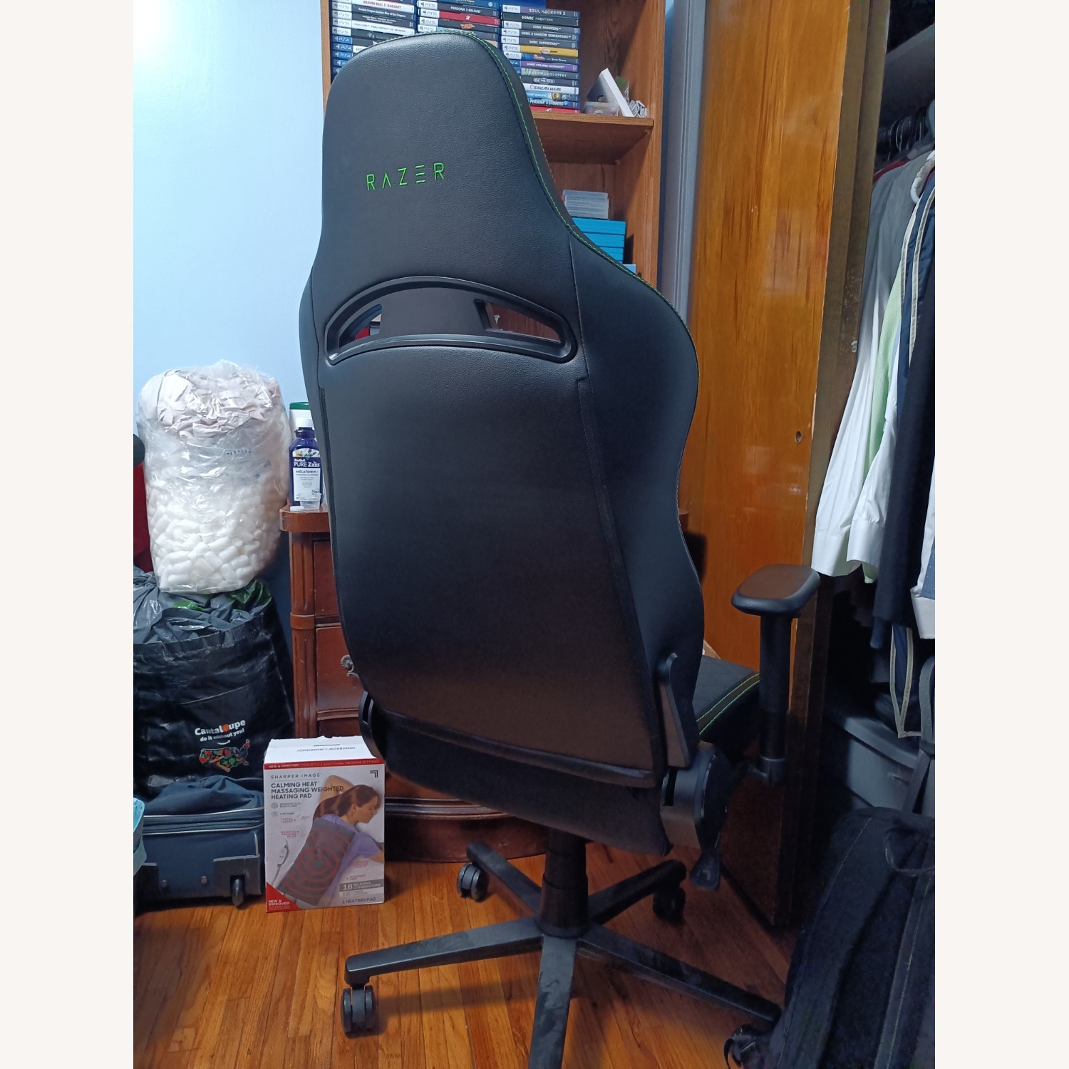 Enki X Essential Gaming Chair - image-3