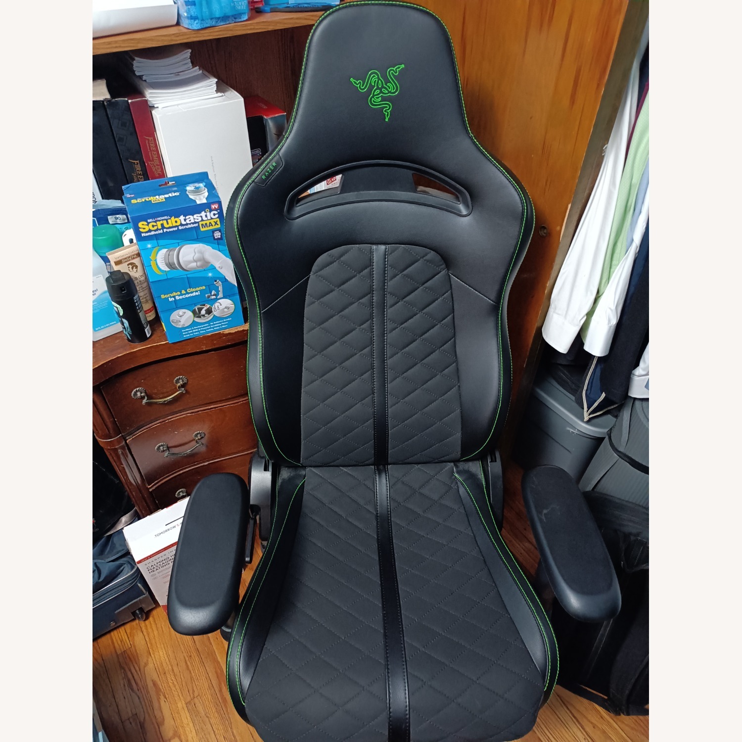 Enki X Essential Gaming Chair - image-2