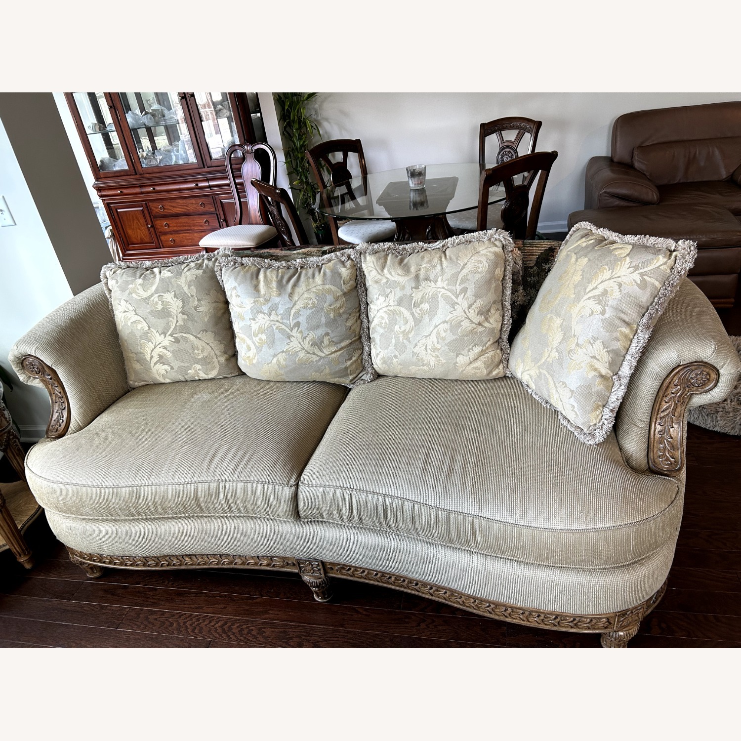 Schnadig Sofa - image-0