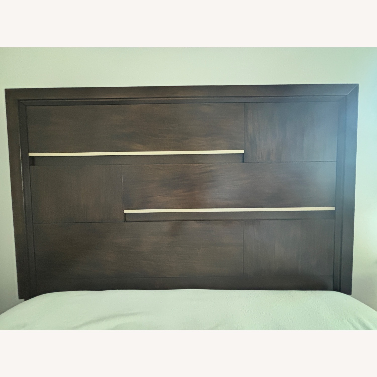 Rooms To Go Manhattan Boulevard Espresso Queen Bed - image-1