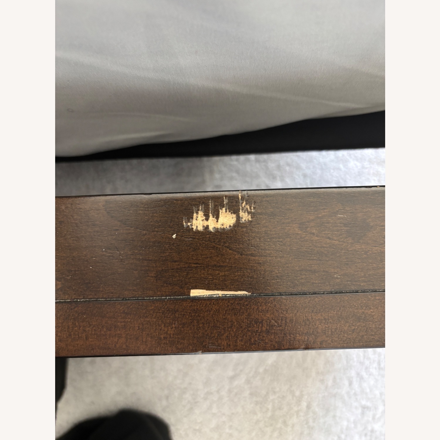 Rooms To Go Manhattan Boulevard Espresso Queen Bed - image-4