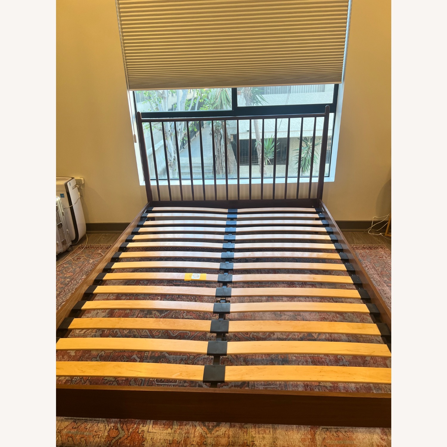 Article Lenia Queen Bed Walnut - image-4