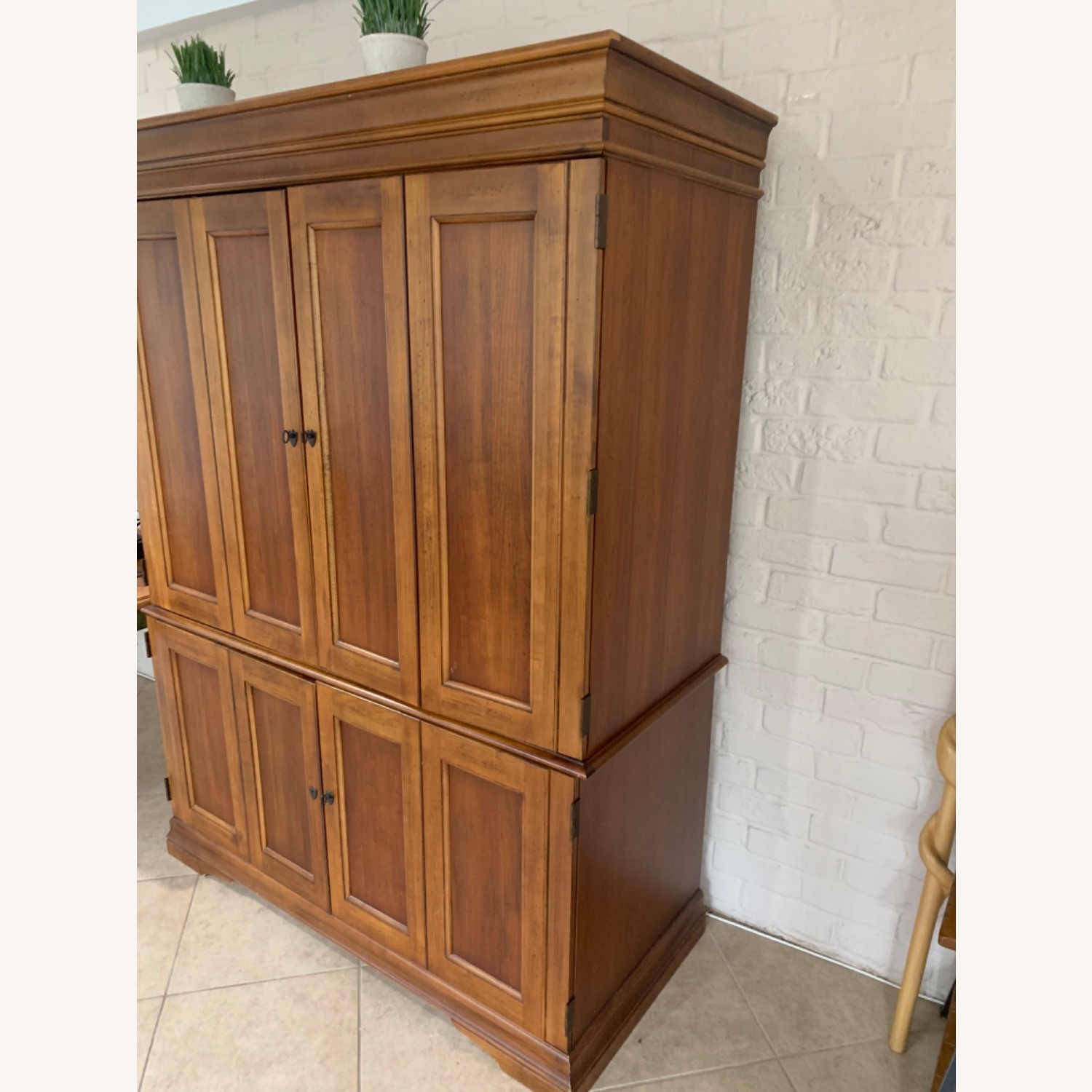 Computer Credenza/Hutch - image-2