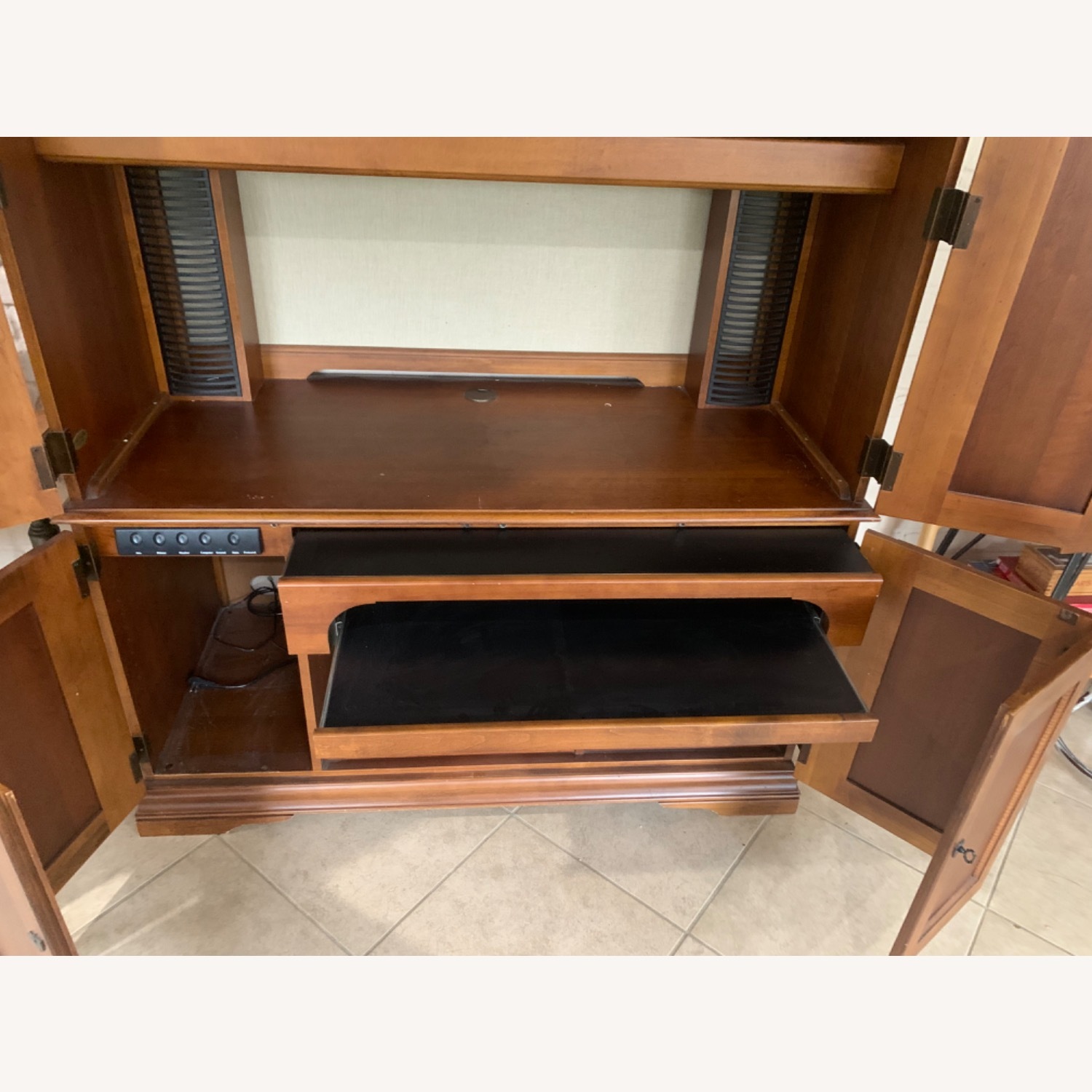 Computer Credenza/Hutch - image-5