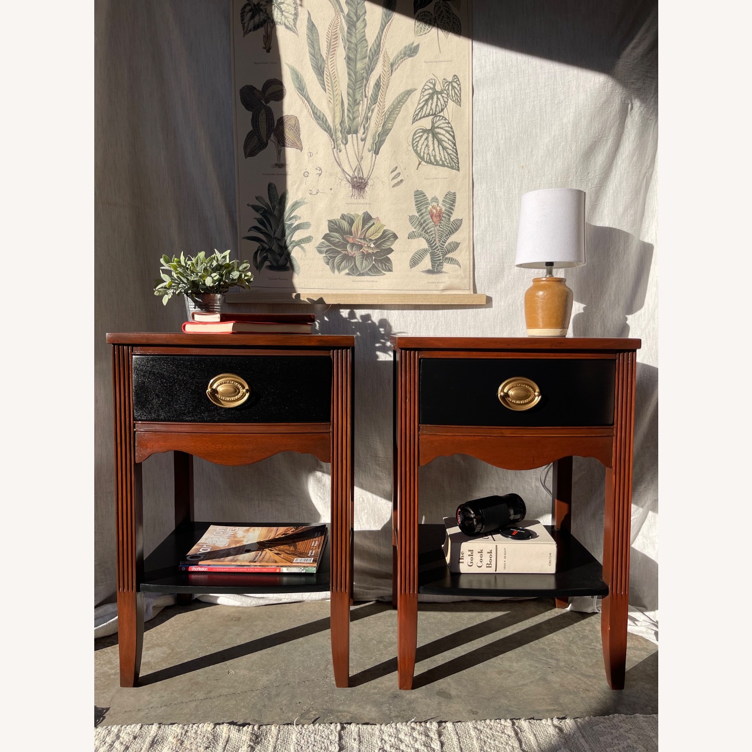 Mid-Century Hepplewhite Federal Style Nightstands  - image-10