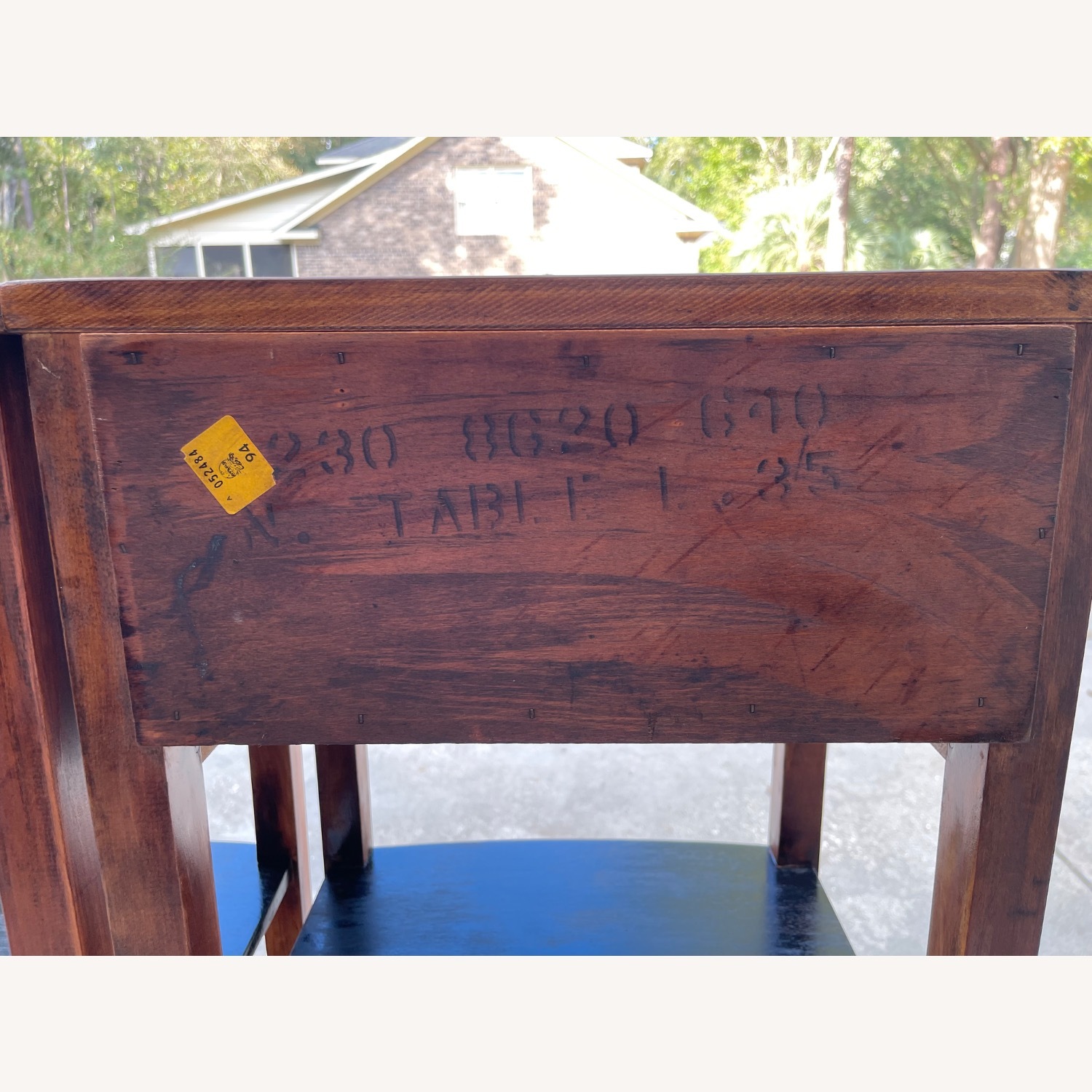 Mid-Century Hepplewhite Federal Style Nightstands  - image-25