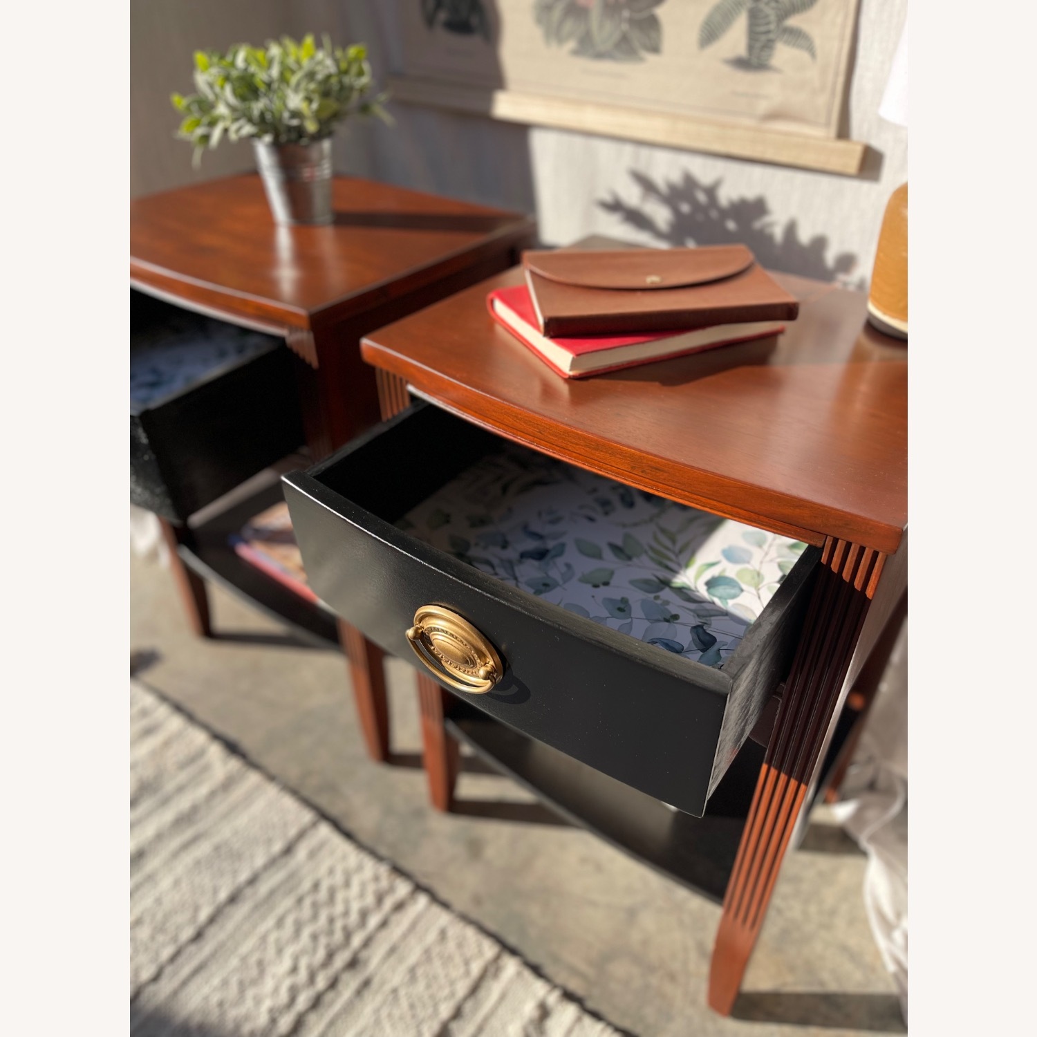 Mid-Century Hepplewhite Federal Style Nightstands  - image-6