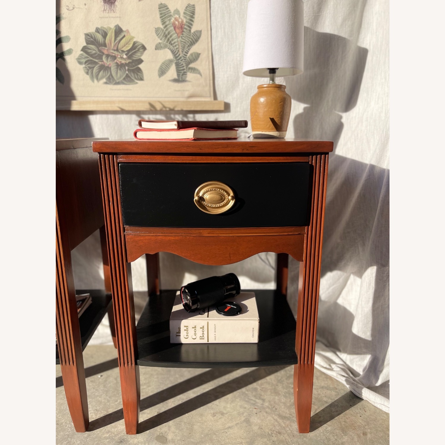 Mid-Century Hepplewhite Federal Style Nightstands  - image-2