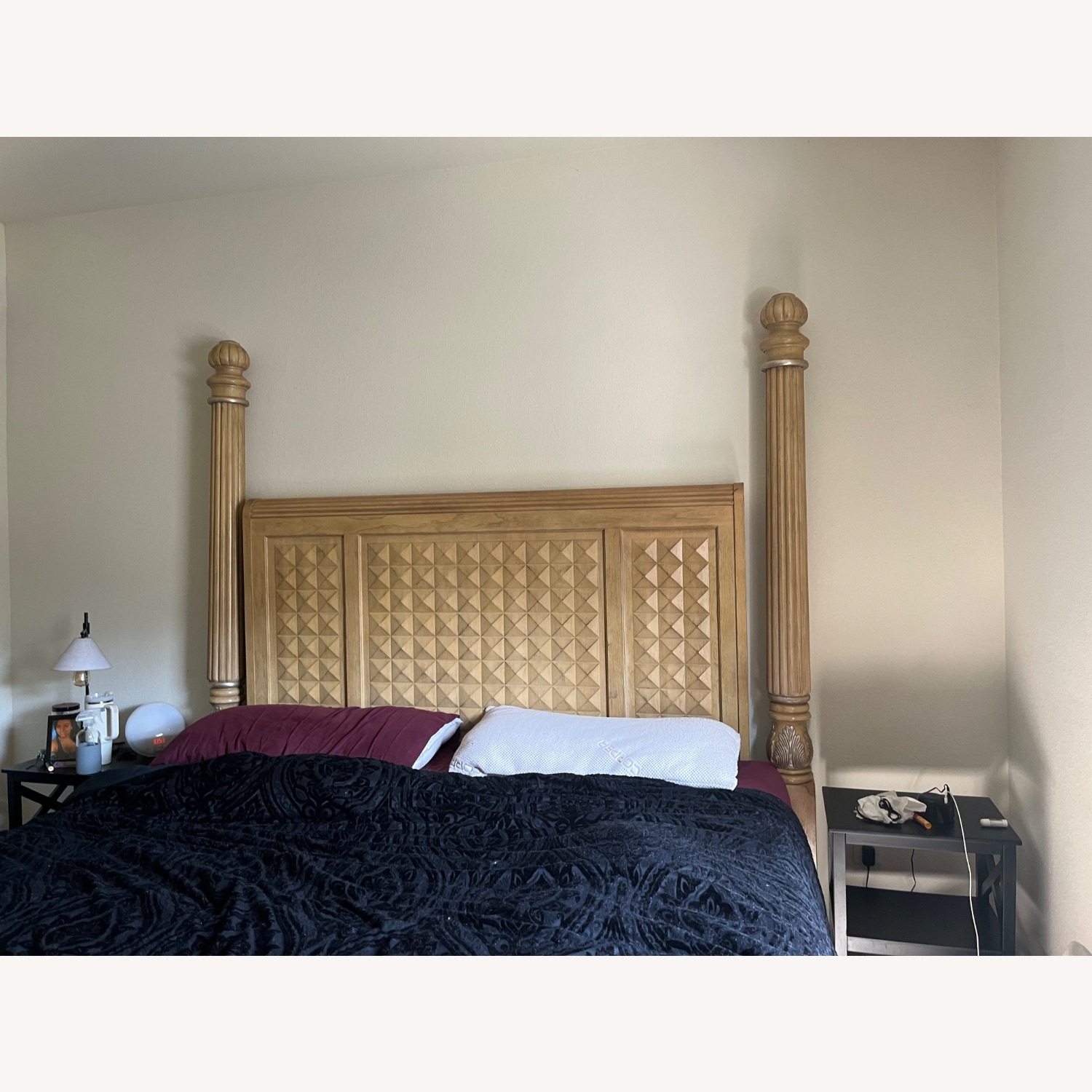 Drexel Heritage Corbel King Bed Frame - image-4