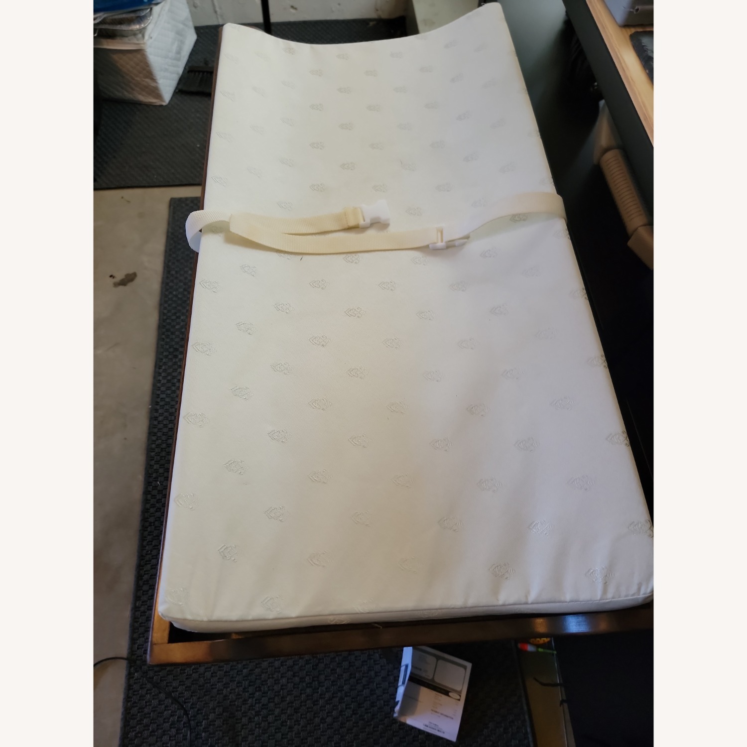 Oeuf Changing Tray with Pad - image-1