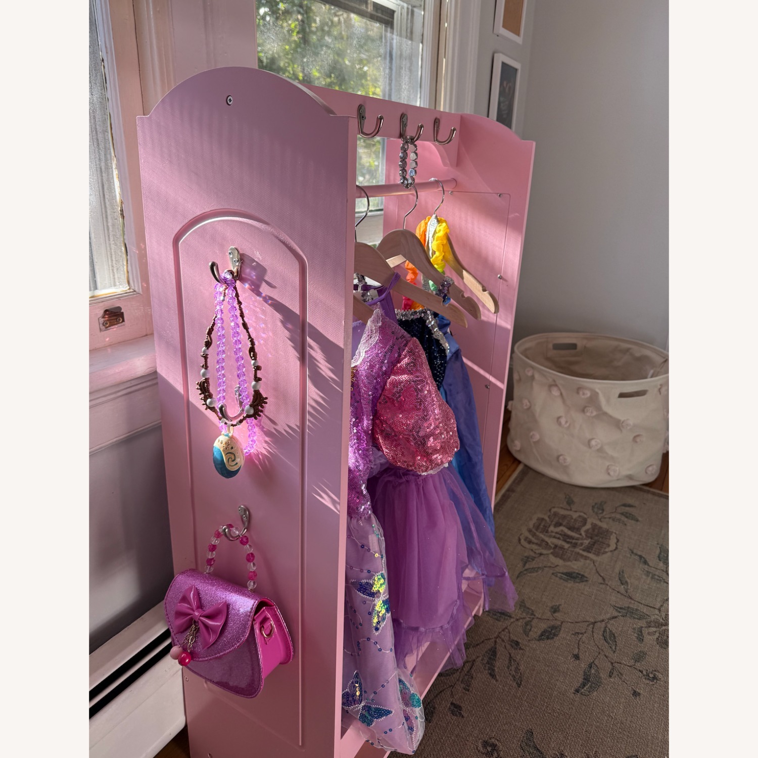 Dress Up Unit - image-4