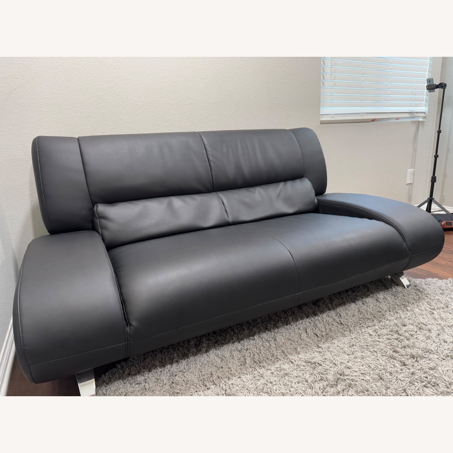 Zuri Aspen Loveseat - image-3