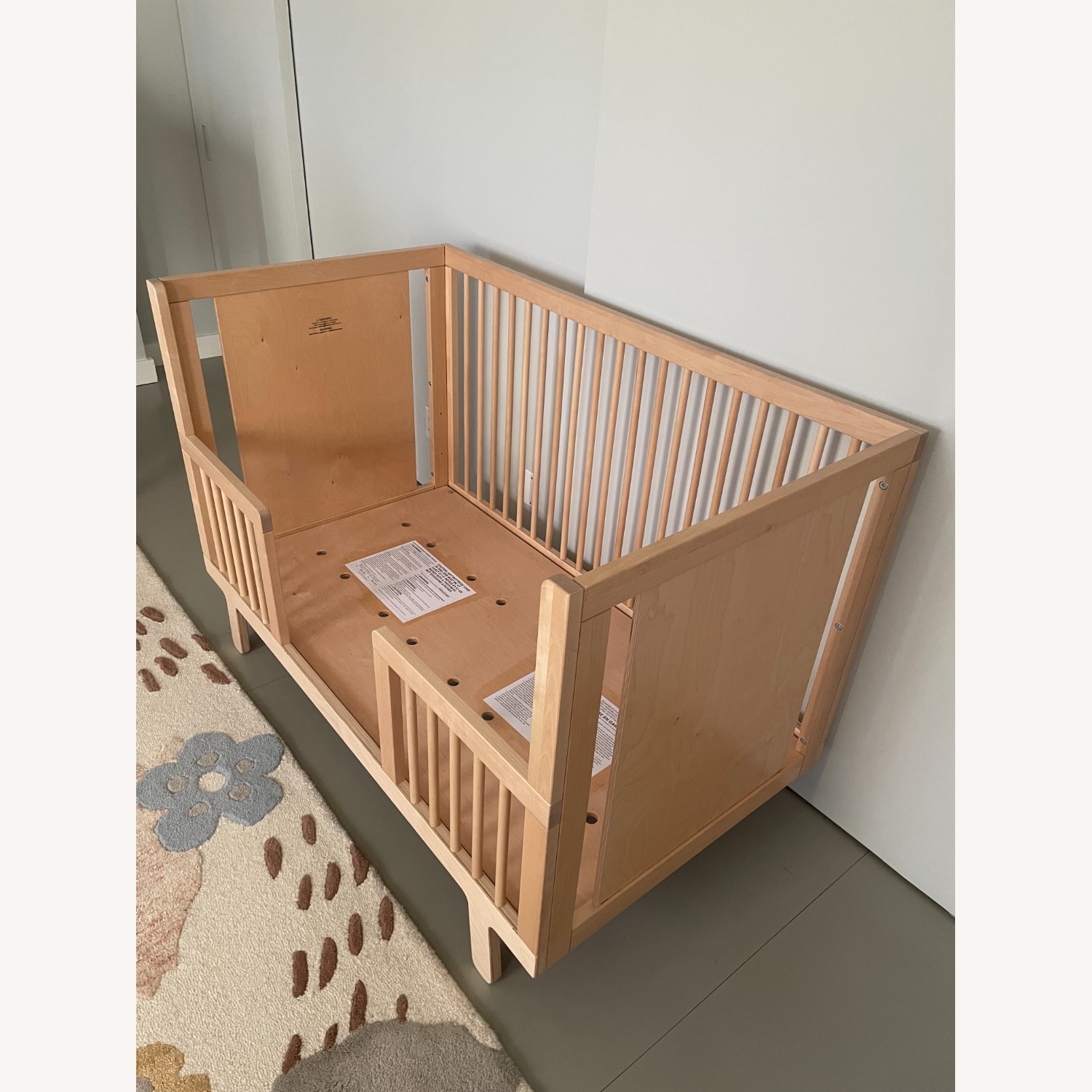 Oeuf Sparrow Crib with Toddler Bed Conversion Kit - AptDeco