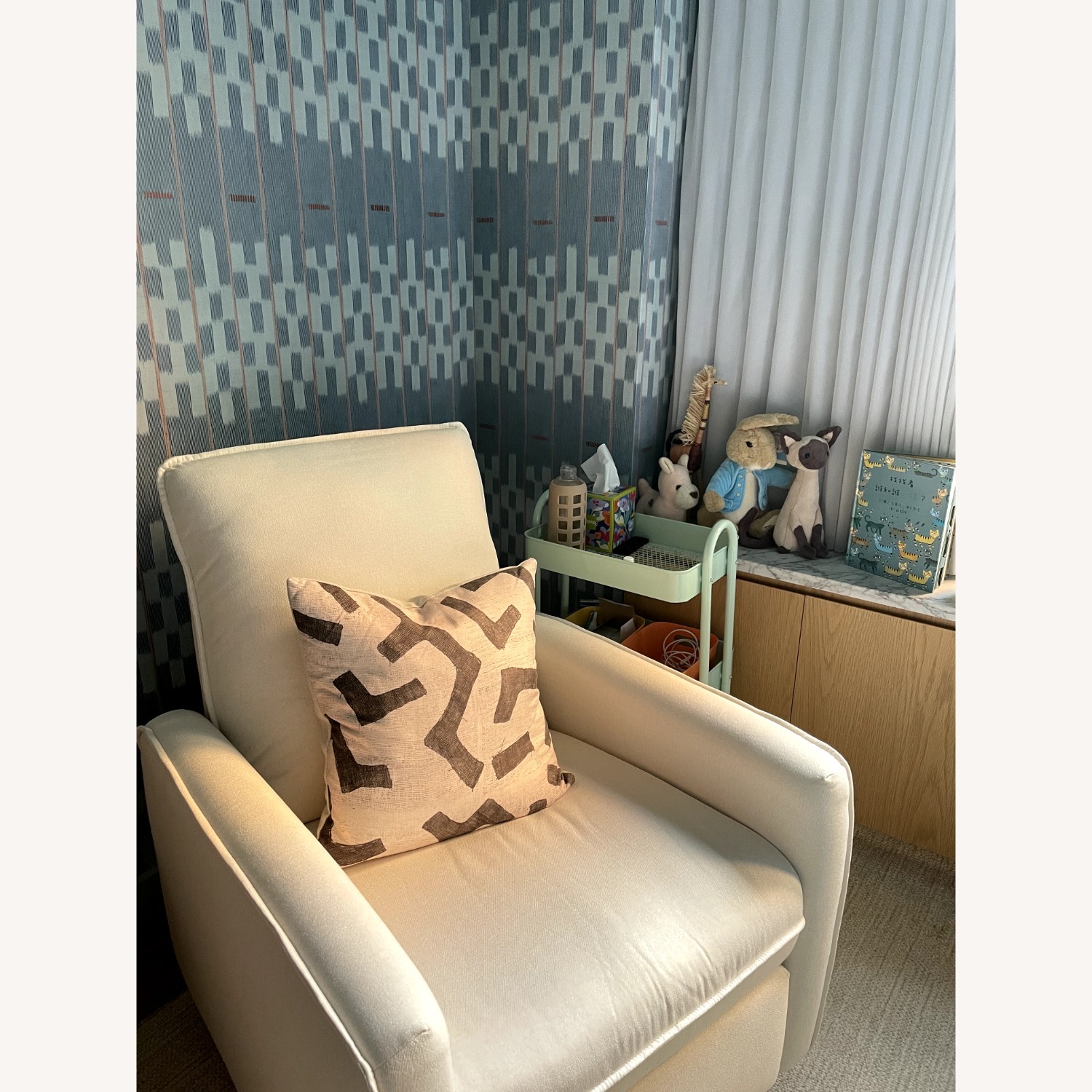 Davinci Penny Recliner Glider in Performance Cream - image-7