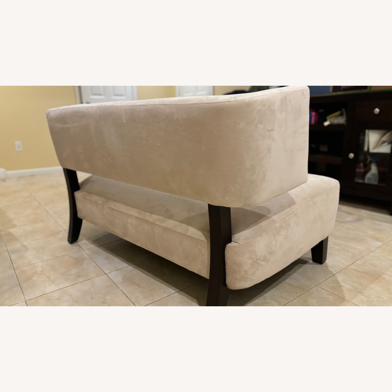 Modern Cozy Chaise - image-6