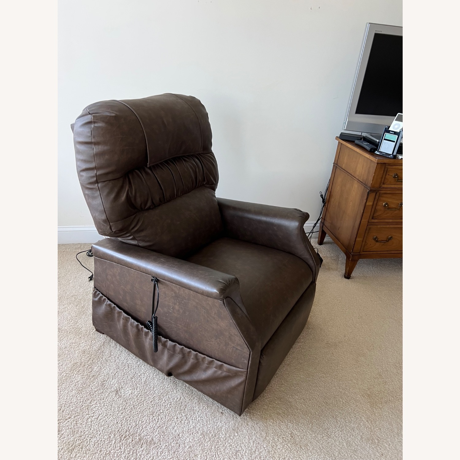 Raymour And Flanigan Recliners