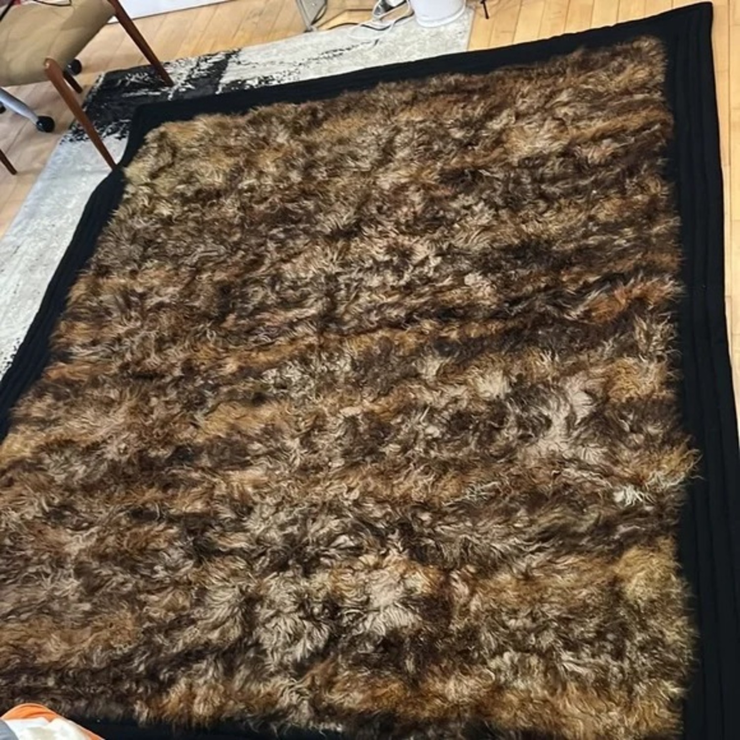 Faux Fur Shaggy Blanket/Area Rug 8X10 - image-14