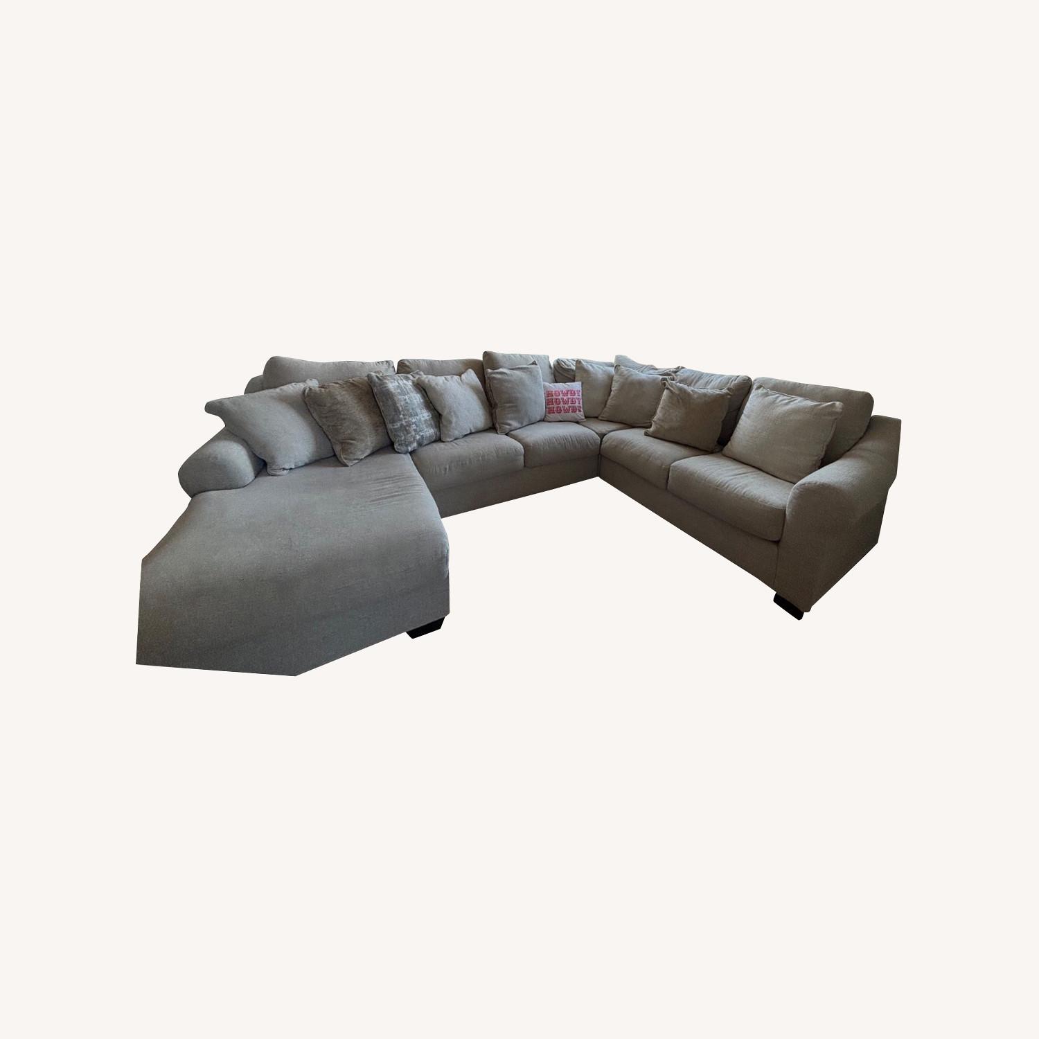 Ashley Furniture Carnaby Sectional - image-0