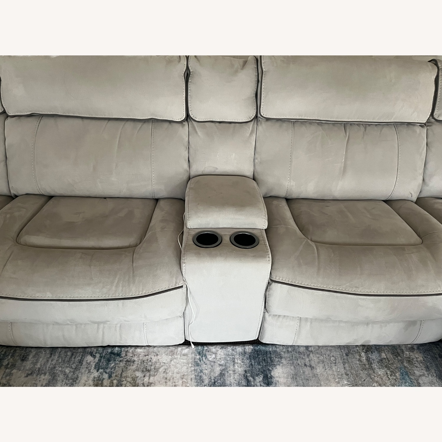 Bob's Discount Furniture Sectional Sofa - image-5