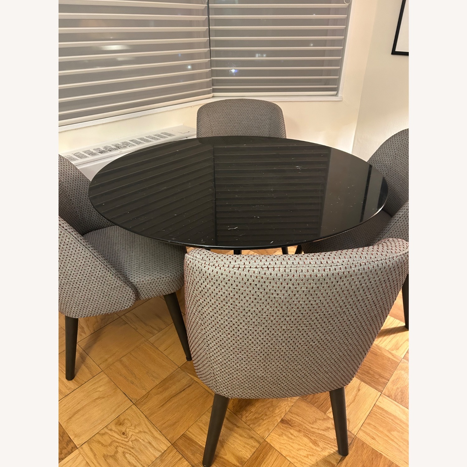 Design Within Reach Saarinen Dining Table Round - image-6