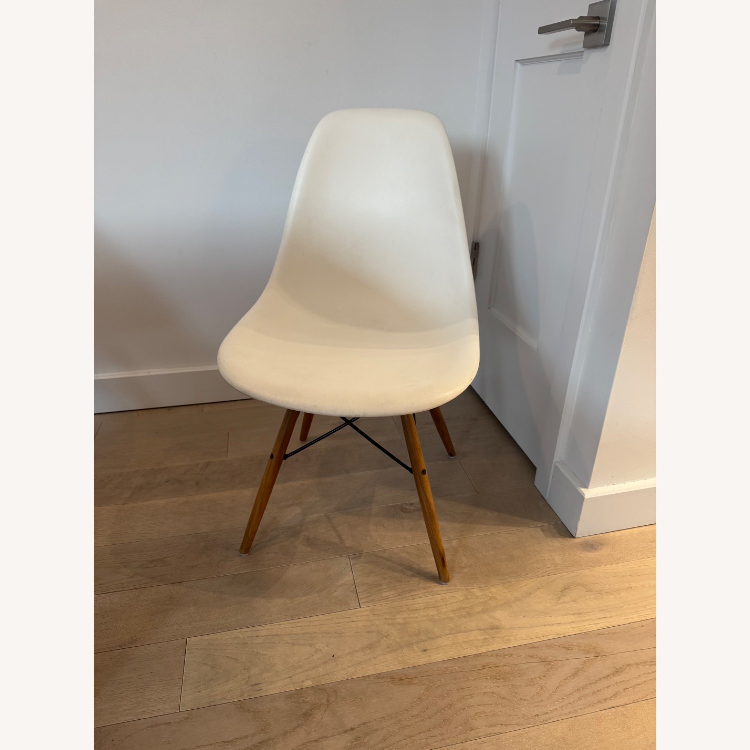 Herman Miller Set of Eames Molded Plastic W Wooden Dowel Legs - image-1