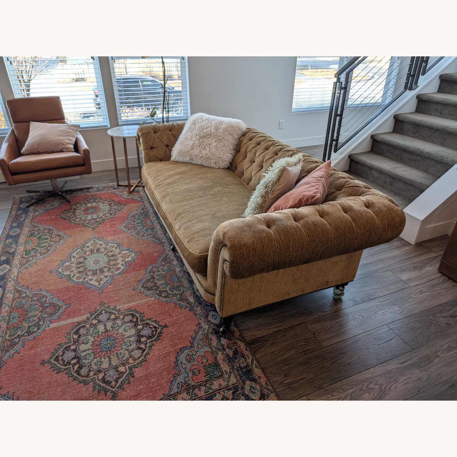 Ebanista Gold Velvet Chesterfield Sofa  - image-7