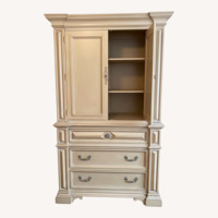 Thomasville Door Chest