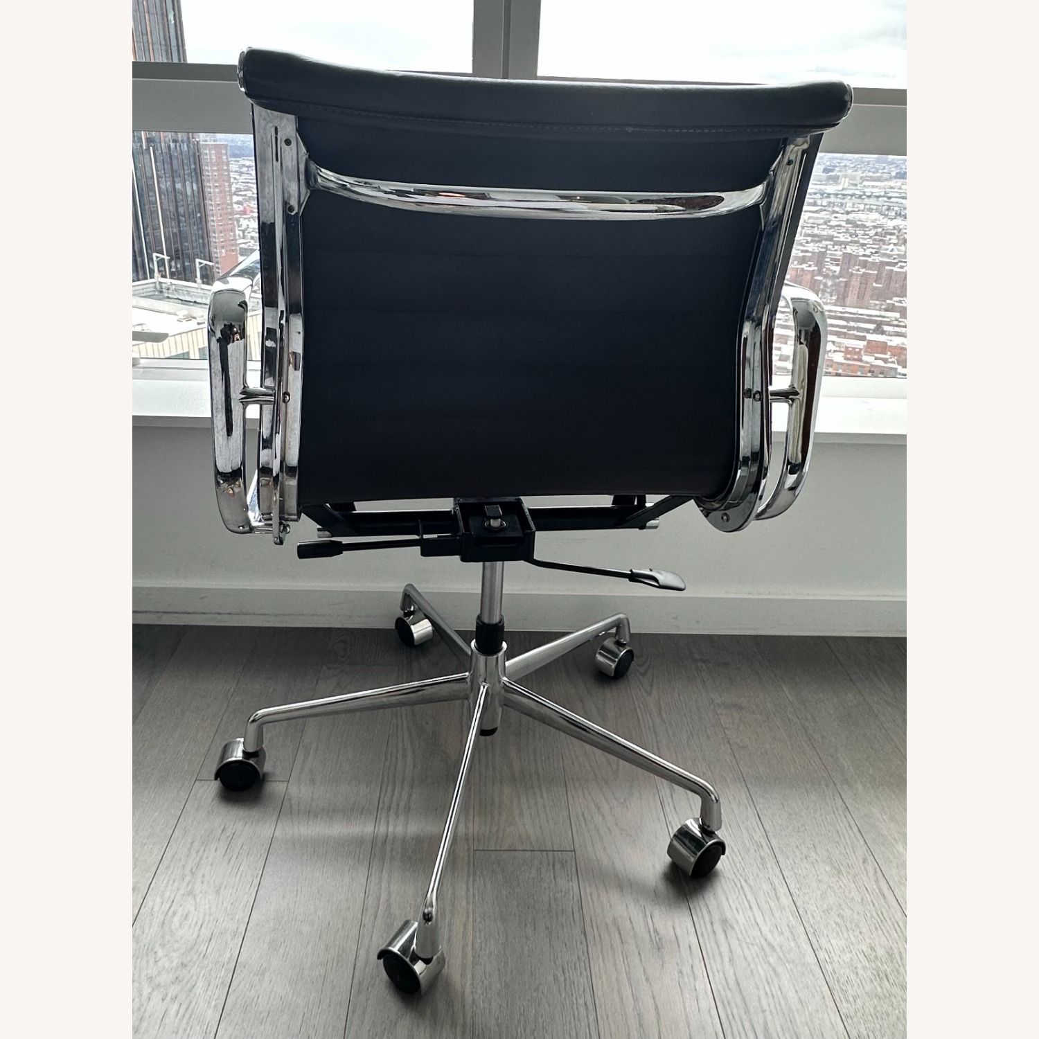 Herman Miller Eames Office Chair - image-3